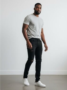 Amiri Thrasher black distressed  Skinny Jeans 32